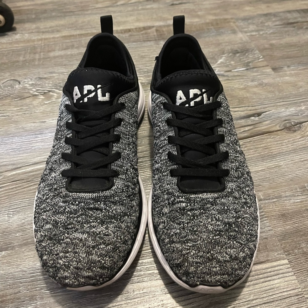 APL Sneakers